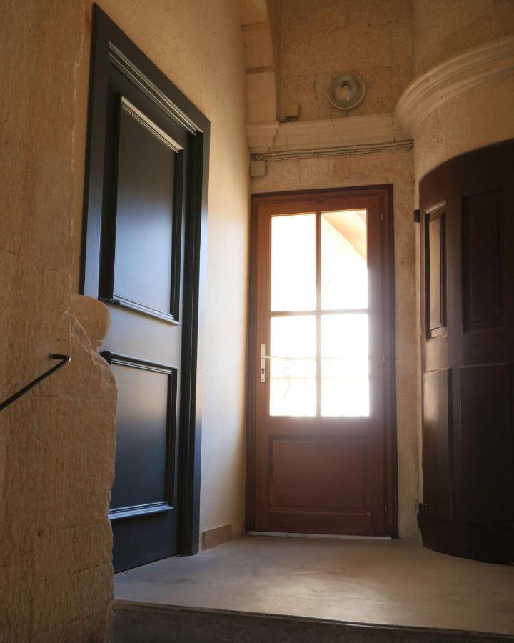 Superbe Appartement Avec Vue アルル エクステリア 写真
