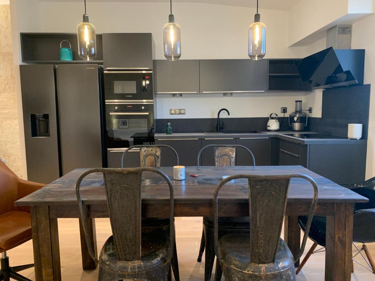 Superbe Appartement Avec Vue アルル エクステリア 写真