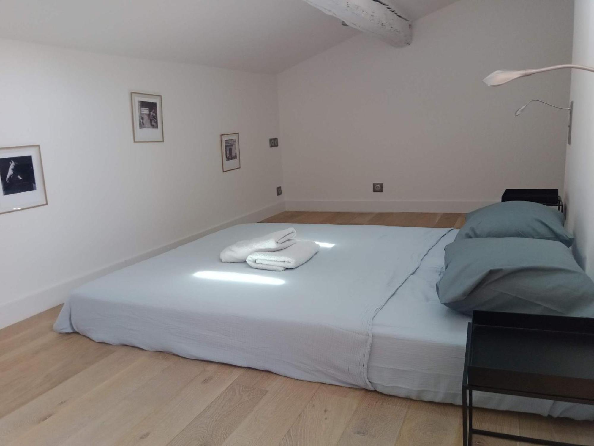 Superbe Appartement Avec Vue アルル エクステリア 写真
